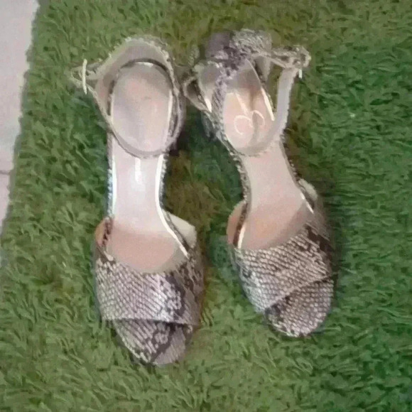 JESSICA Simpson Heels Sandals​ - Picture 2 of 5